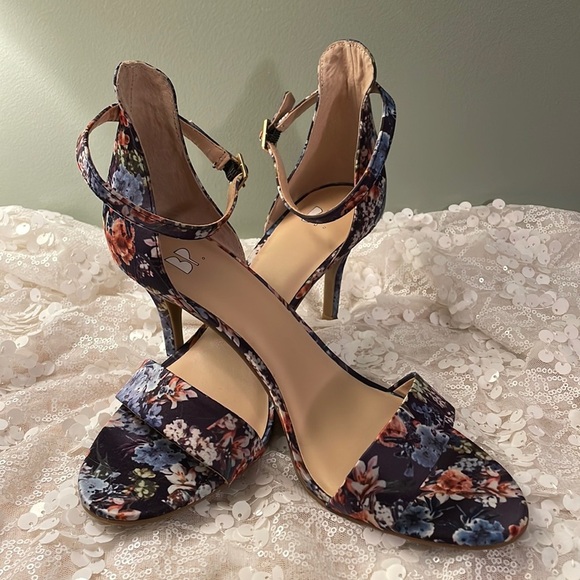 BP Open Toe Ankle Strap Floral Women’s Shoes 3.5” Heels Size 9 1/2M - Picture 1 of 6